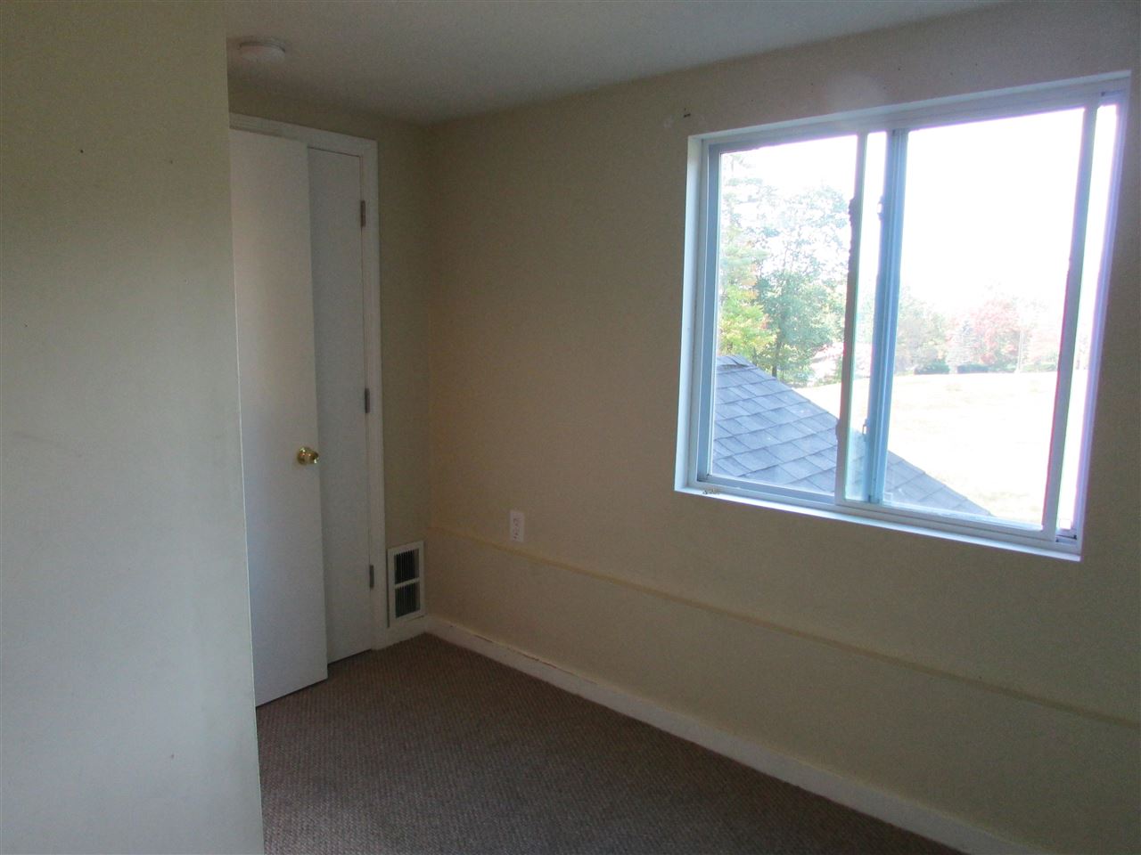 28 Lepage Road Franklin, NH 03235 - Photo 15 of 20