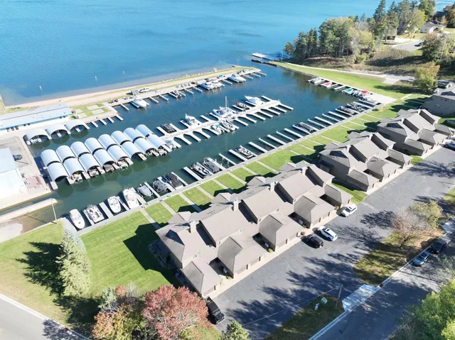 $413,000 | 932 Railroad Avenue West, Walker, MN 56484