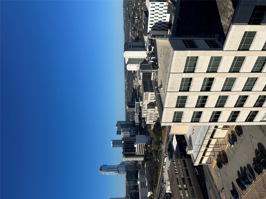 1122 Colorado Street, Unit 1902 Austin, TX 78701 - Photo 15 of 15 a terrace with a city view