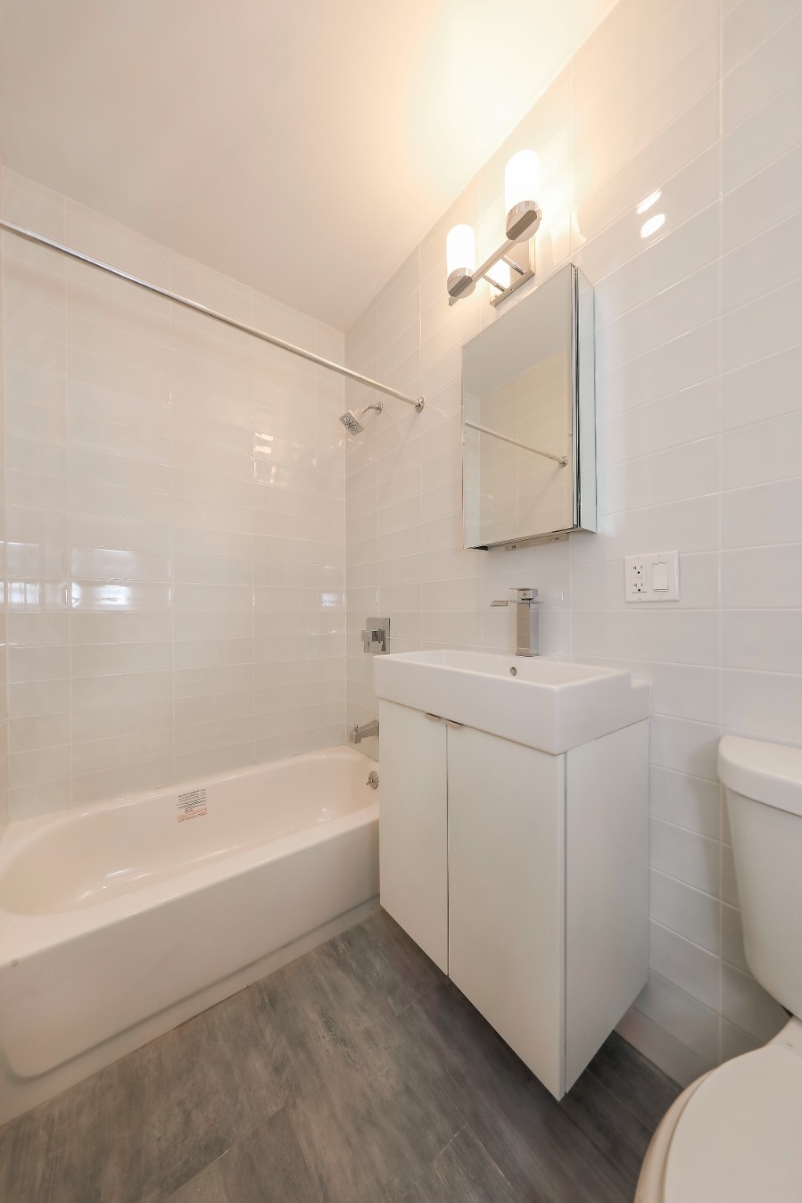 92 Rivington Street, Unit 1 Manhattan, NY 10002 - Photo 3 of 8 Photo 3