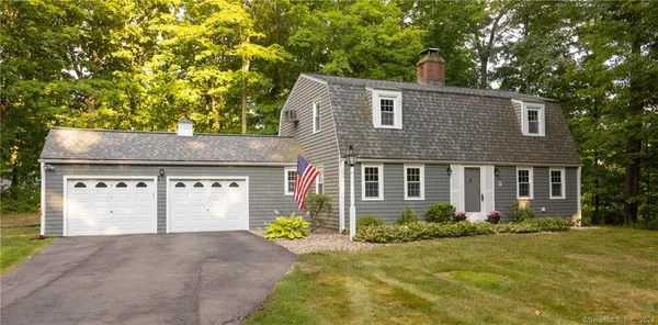 $3,100 | 3 Hilltop Road, Farmington, CT 06032