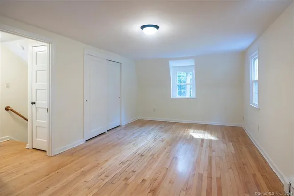 $3,100 | 3 Hilltop Road, Farmington, CT 06032