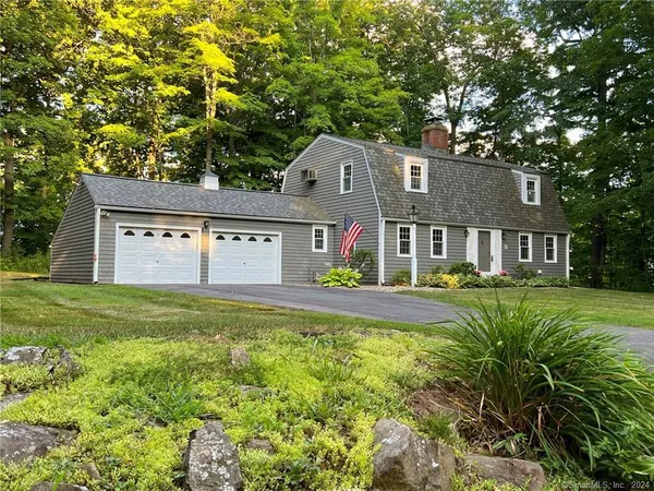 $3,100 | 3 Hilltop Road, Farmington, CT 06032
