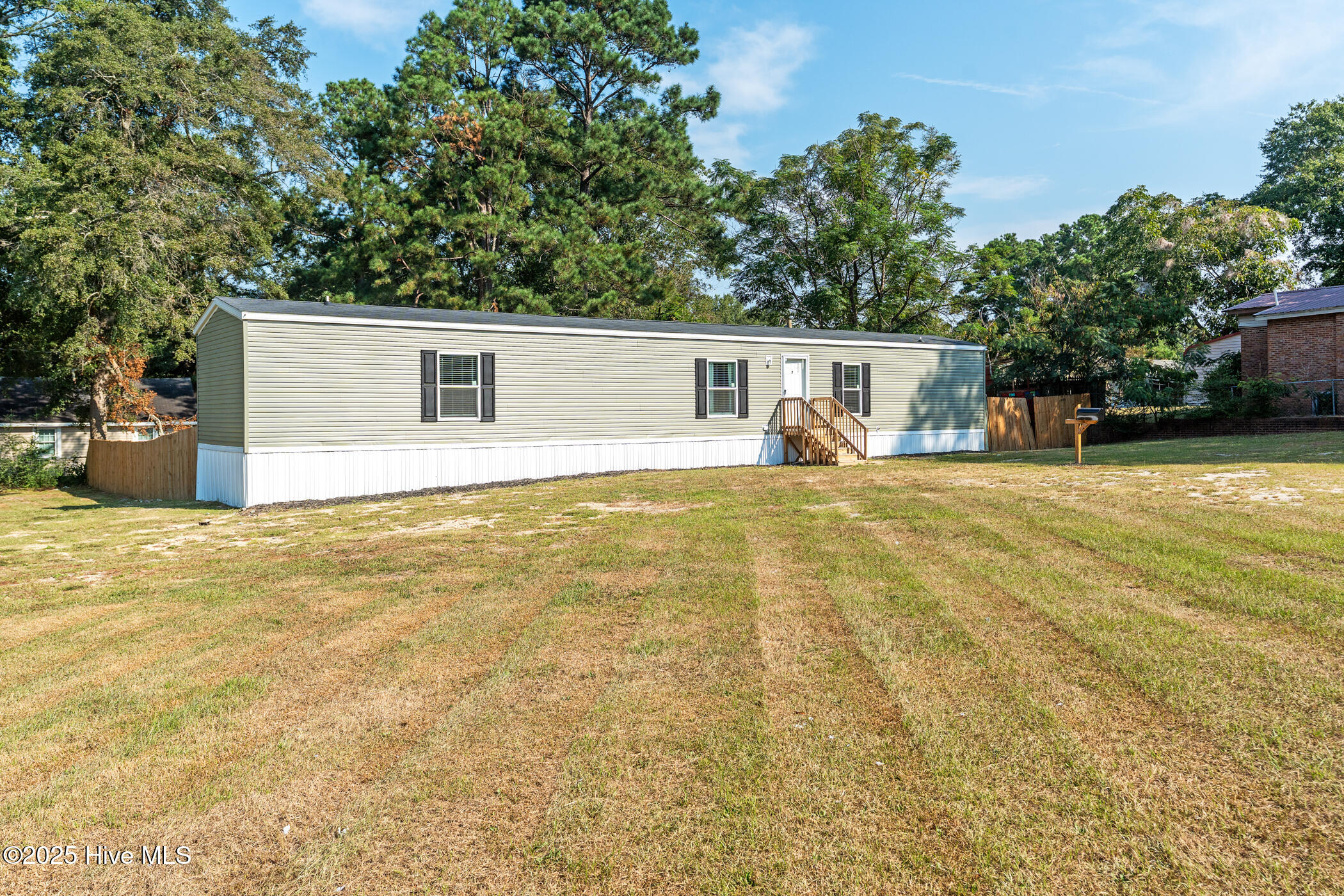 106 Pence Street Rockingham, NC 28379 - Photo 2 of 24 A7409143-r