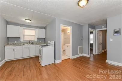 $1,095 | 108 Sylvania Avenue, Charlotte, NC 28206