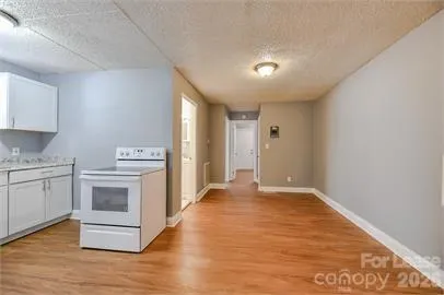 $1,095 | 108 Sylvania Avenue, Charlotte, NC 28206