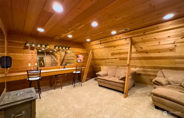 $2,395,000 | 19668 Highway 207, Leavenworth, WA 98826