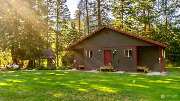 $2,395,000 | 19668 Highway 207, Leavenworth, WA 98826
