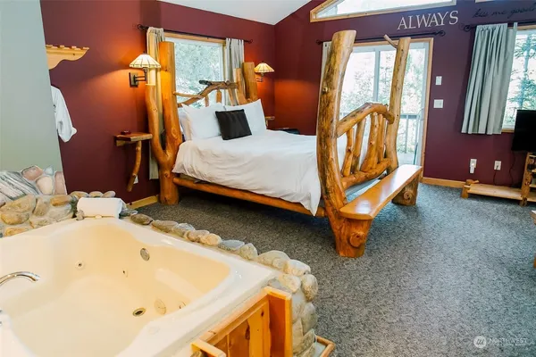 $2,395,000 | 19668 Highway 207, Leavenworth, WA 98826