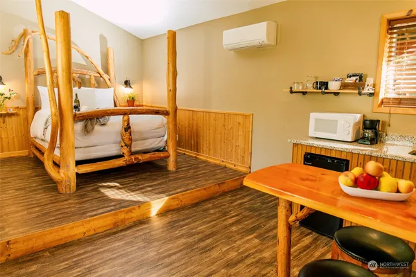 $2,395,000 | 19668 Highway 207, Leavenworth, WA 98826