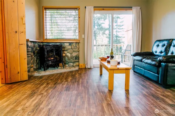 $2,395,000 | 19668 Highway 207, Leavenworth, WA 98826