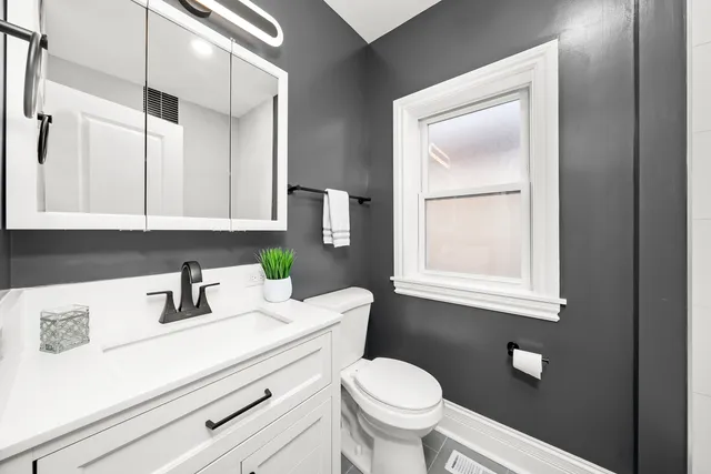 $349,900 | 8033 South Harvard Avenue, Chicago, IL 60620