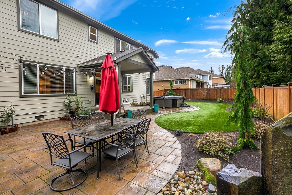 22214 151st Place Southeast Monroe, WA 98272 - Photo 27 of 28 a view of sitting area with furniture and garden