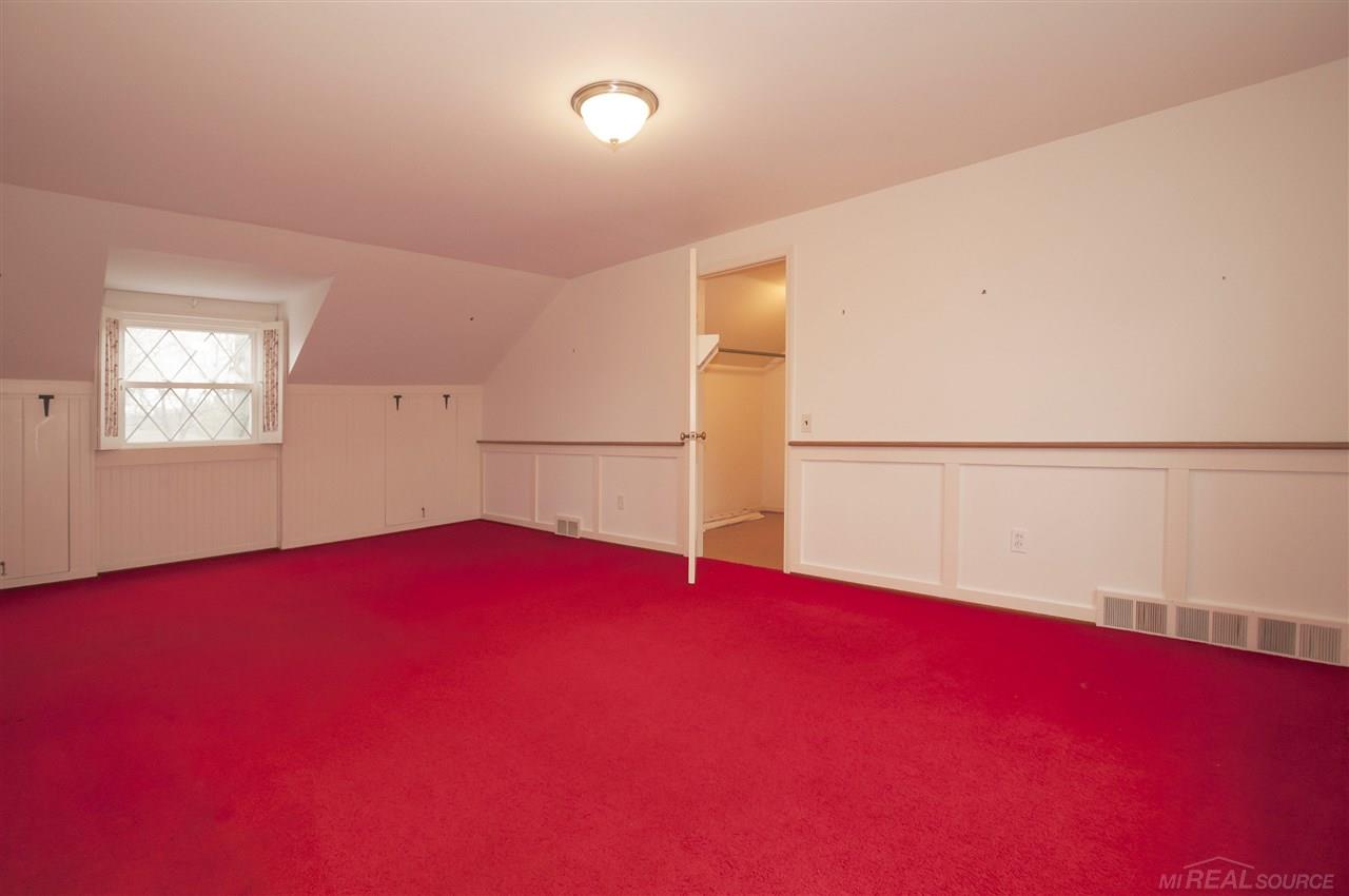 611 Shoreham Road Grosse Pointe, MI 48236 - Photo 35 of 43 31316286-34.JPG