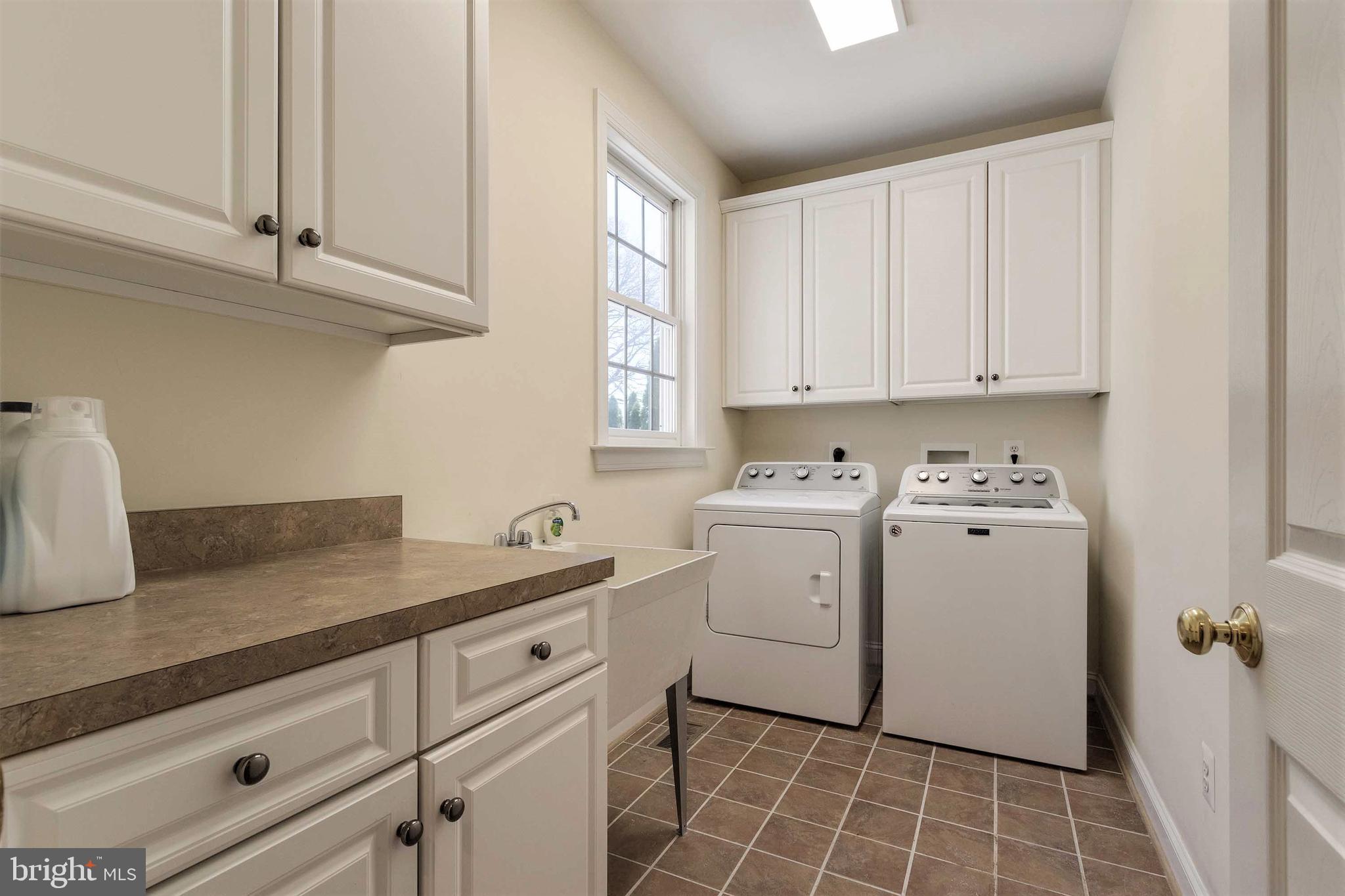 8259 Roxborough Loop Gainesville, VA 20155 - Photo 17 of 91 Gallery Image 17