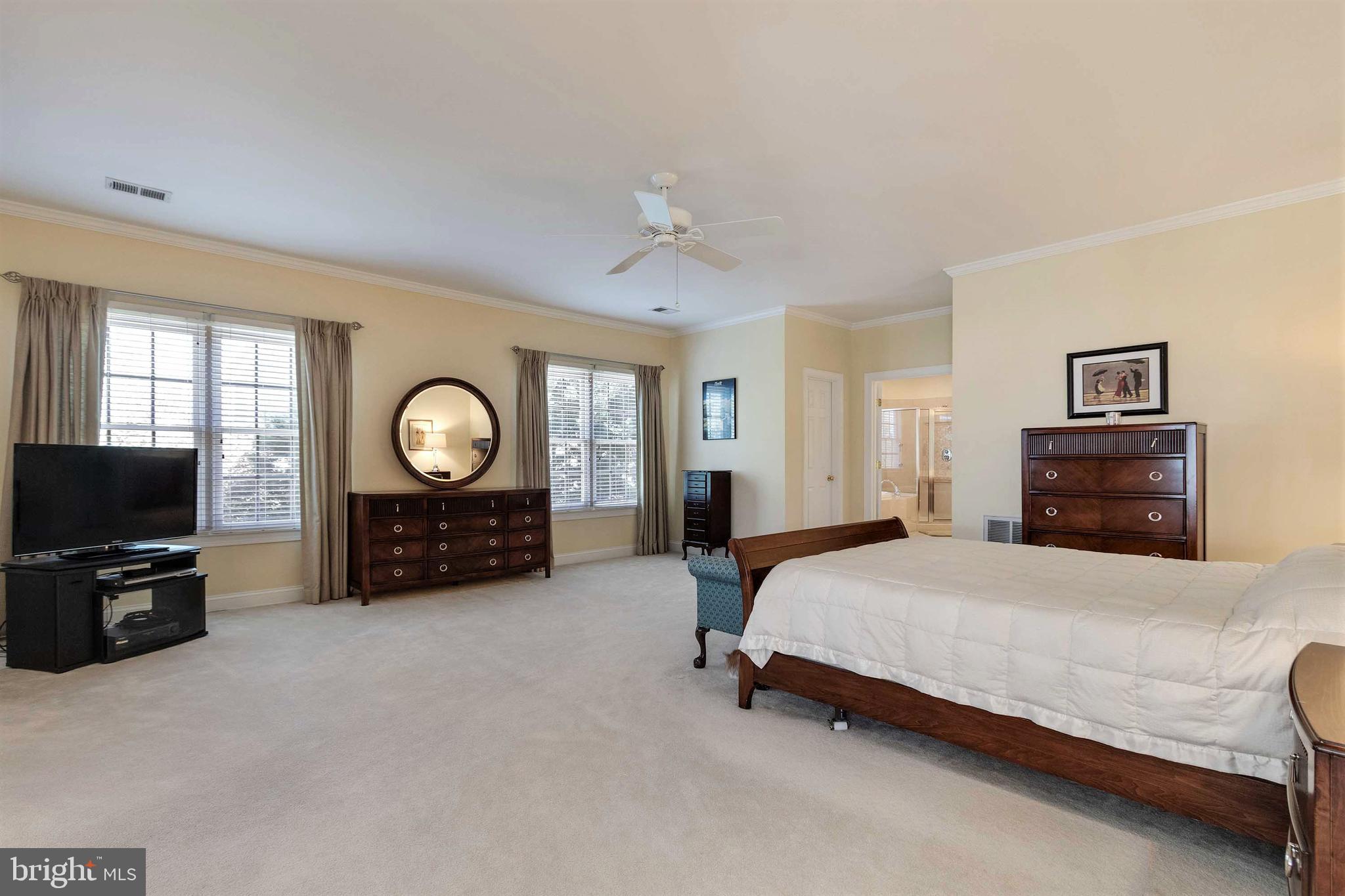8259 Roxborough Loop Gainesville, VA 20155 - Photo 36 of 91 Gallery Image 36