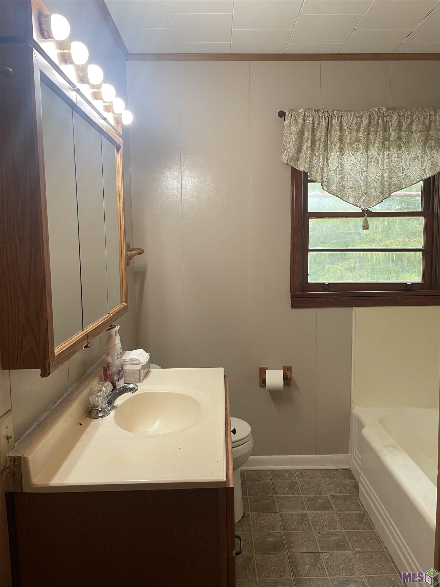 2373 Highway 1 Raceland, LA 70394 - Photo 5 of 10 Gallery Image 5