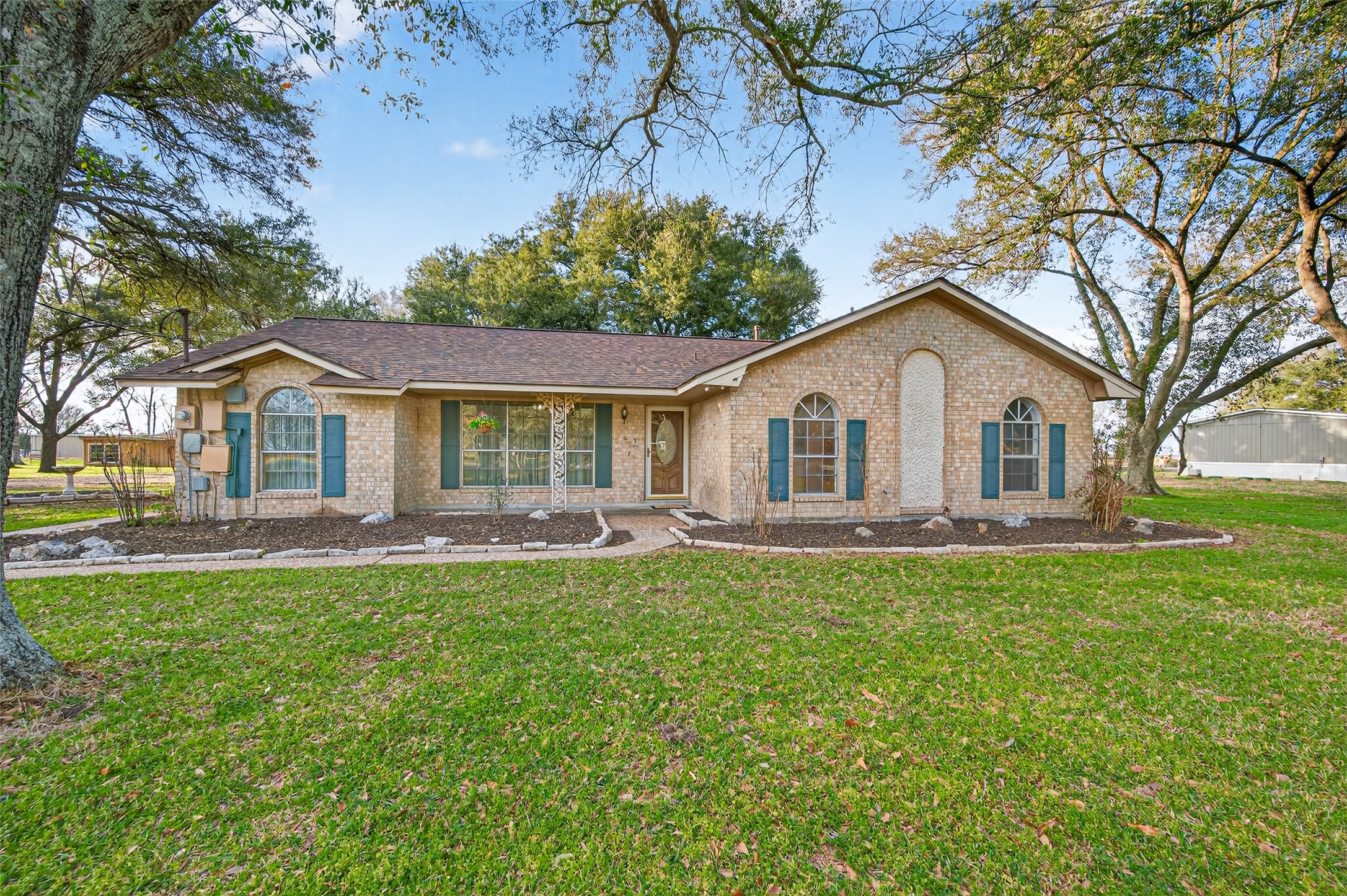 12016 Cloudt Road Needville, TX 77461 - Photo 4 of 47
