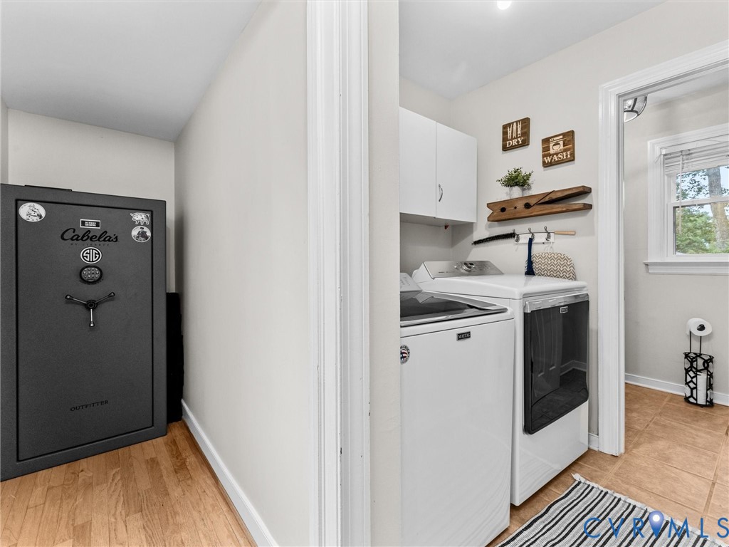 419 Walton Park Road Midlothian, VA 23114 - Photo 32 of 47 a kitchen with a refrigerator and a sink