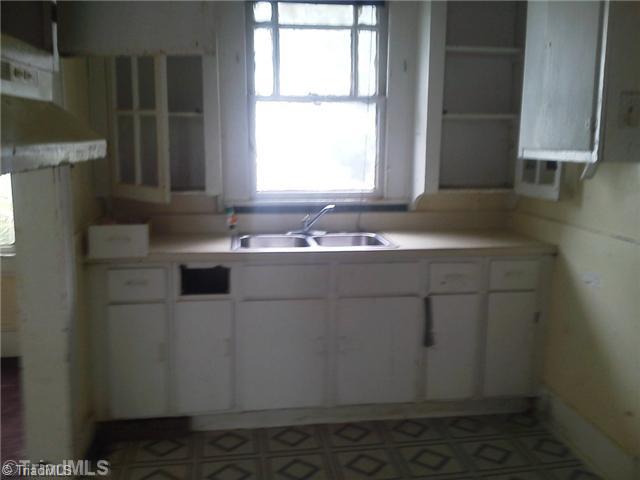 612 Salisbury Ridge Road Winston-Salem, NC 27127 - Photo 5 of 6 Other.