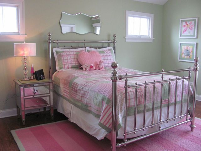 4525 Sterling Road Downers Grove, IL 60515 - Photo 9 of 9 a bedroom with a bed and a window