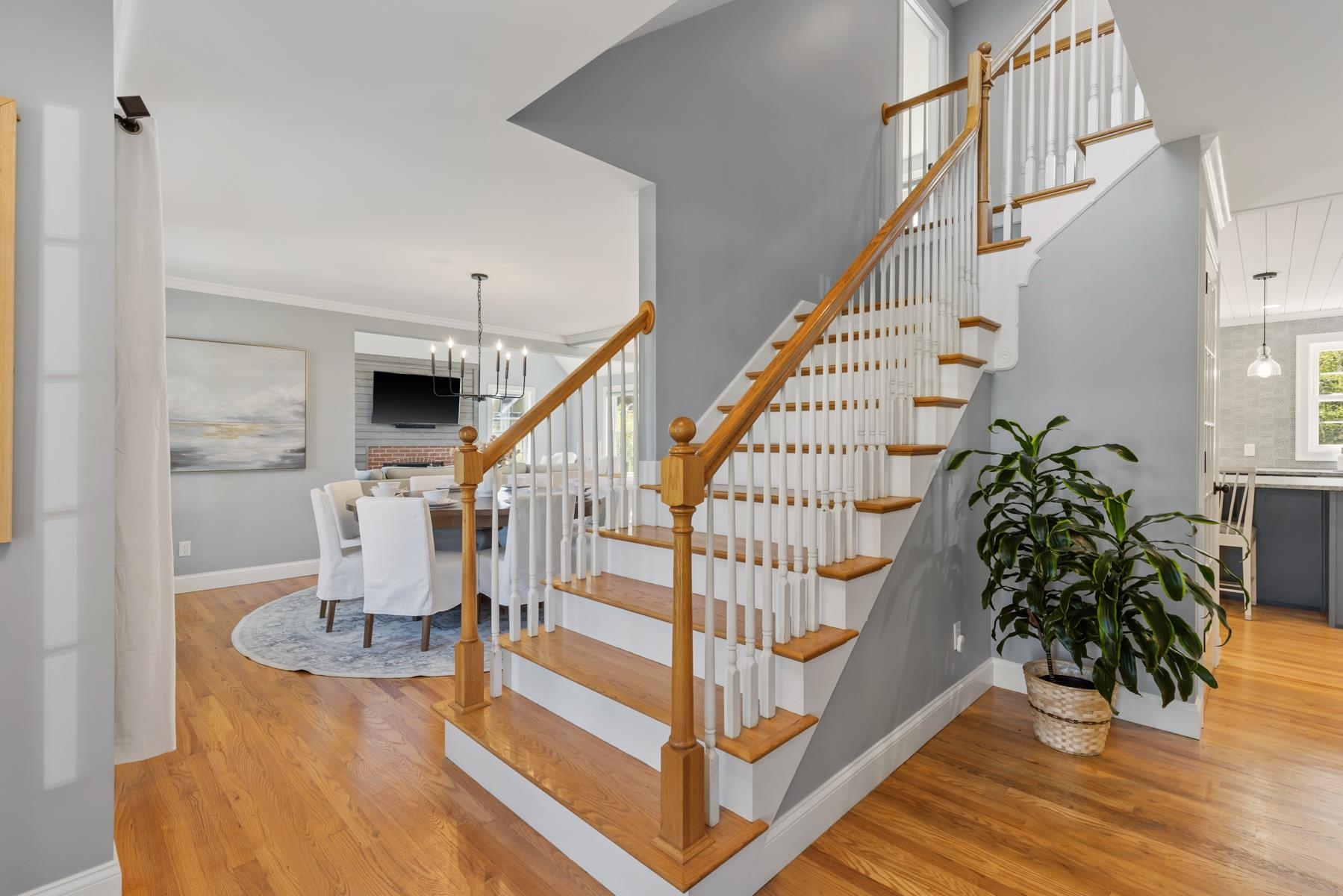 8 Lilac Way Stratham, NH 03885 - Photo 8 of 53