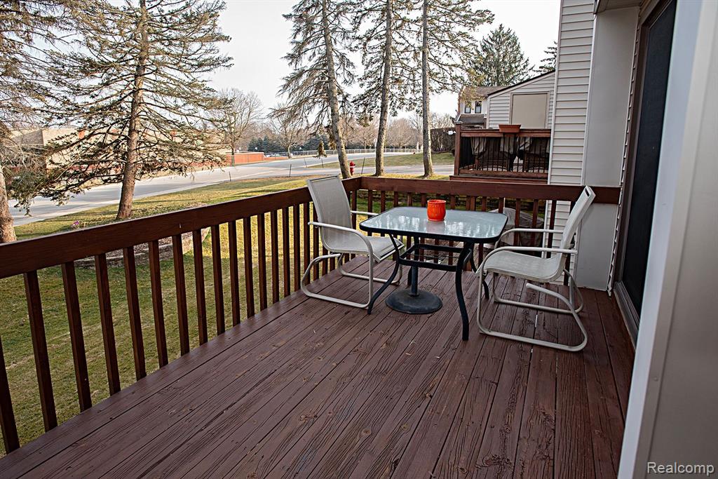 378 Willow Grove Lane Rochester Hills, MI 48307 - Photo 36 of 42