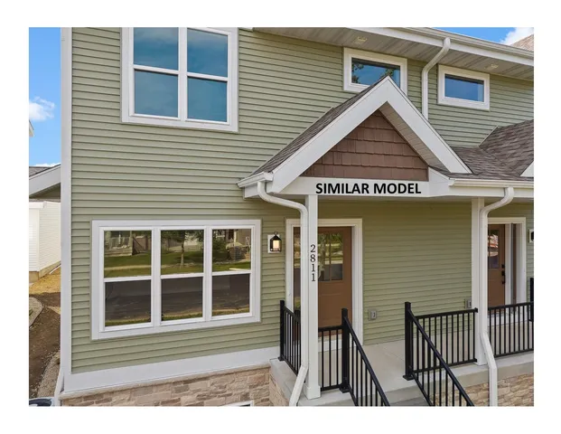 $479,900 | 2813 Crinkle Root Drive, Fitchburg, WI 53711