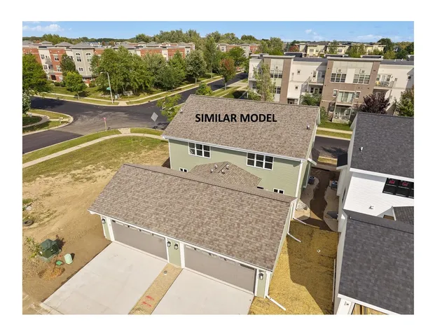 $479,900 | 2813 Crinkle Root Drive, Fitchburg, WI 53711