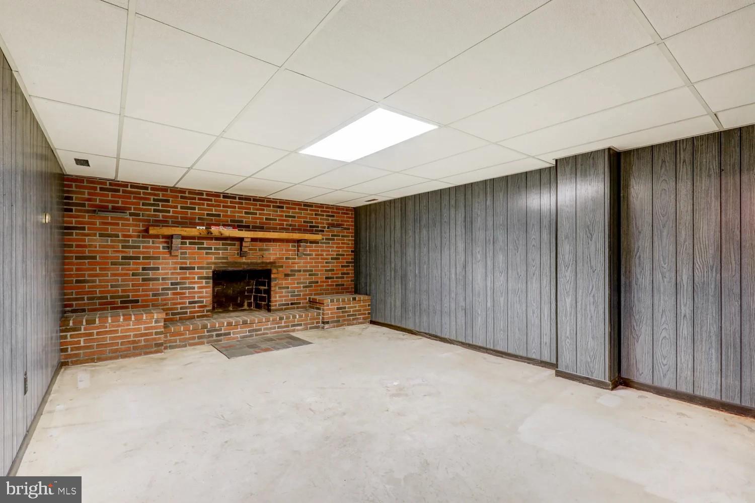 720 South Cocalico Road Denver, PA 17517 - Photo 9 of 14 a view of empty room with fireplace