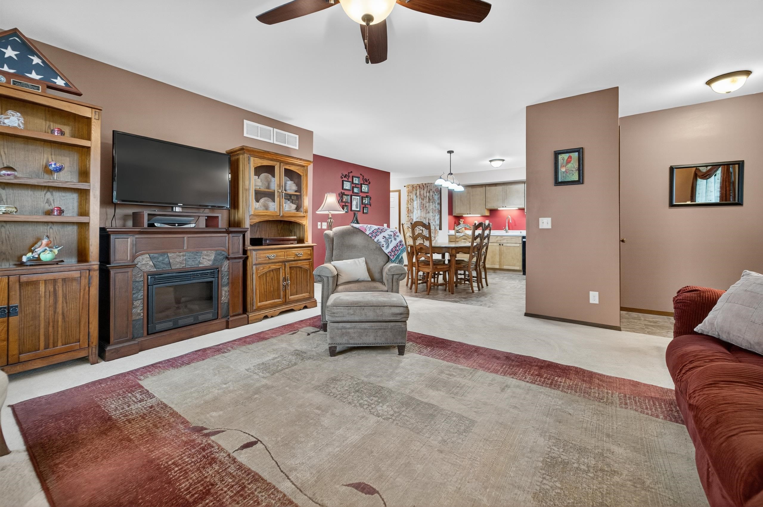 2805 Independence Lane Madison, WI 53704 - Photo 6 of 36