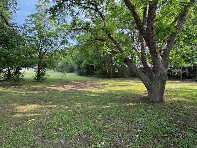 727 East 3rd Street McGregor, TX 76657 - Photo 3 of 24