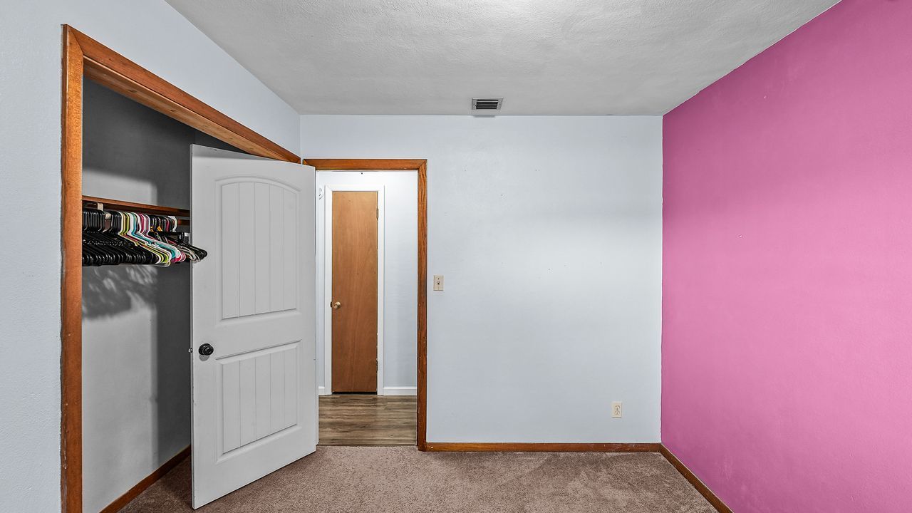 10009 Wolf Road Geneseo, IL 61254 - Photo 29 of 63