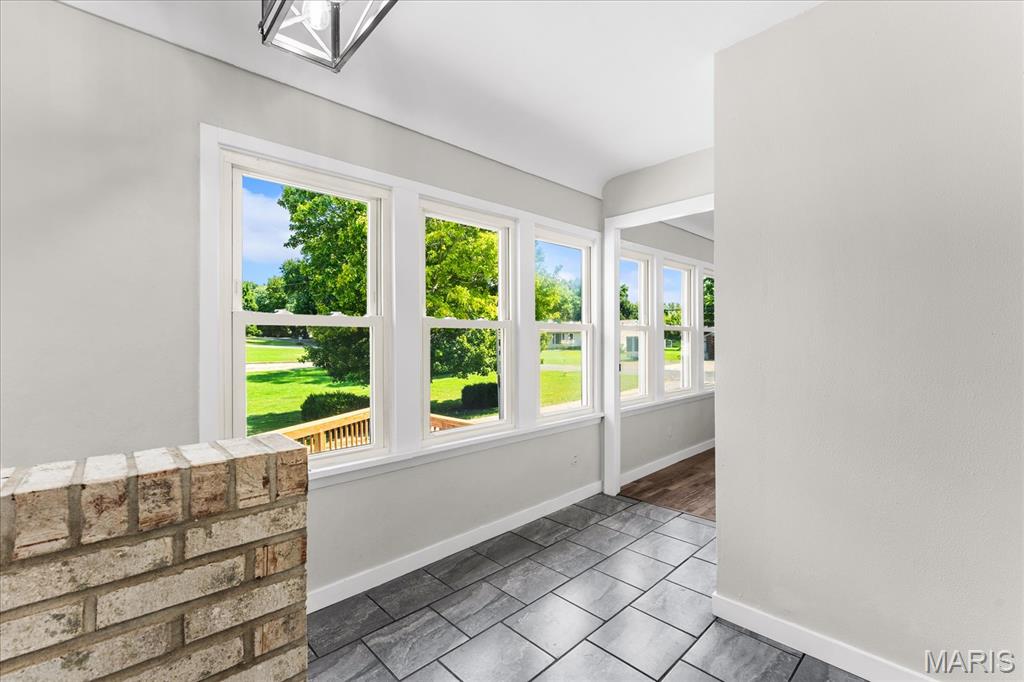 712 Hill Road Caseyville, IL 62232 - Photo 22 of 33 Gallery Image 22