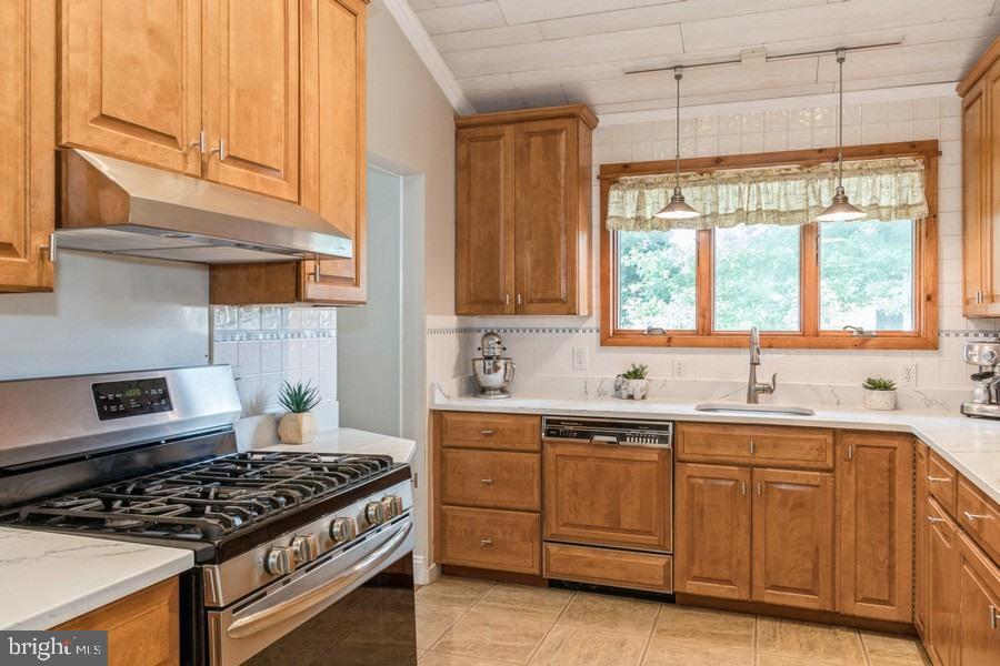 818 Johns Road Cherry Hill, NJ 08034 - Photo 11 of 29