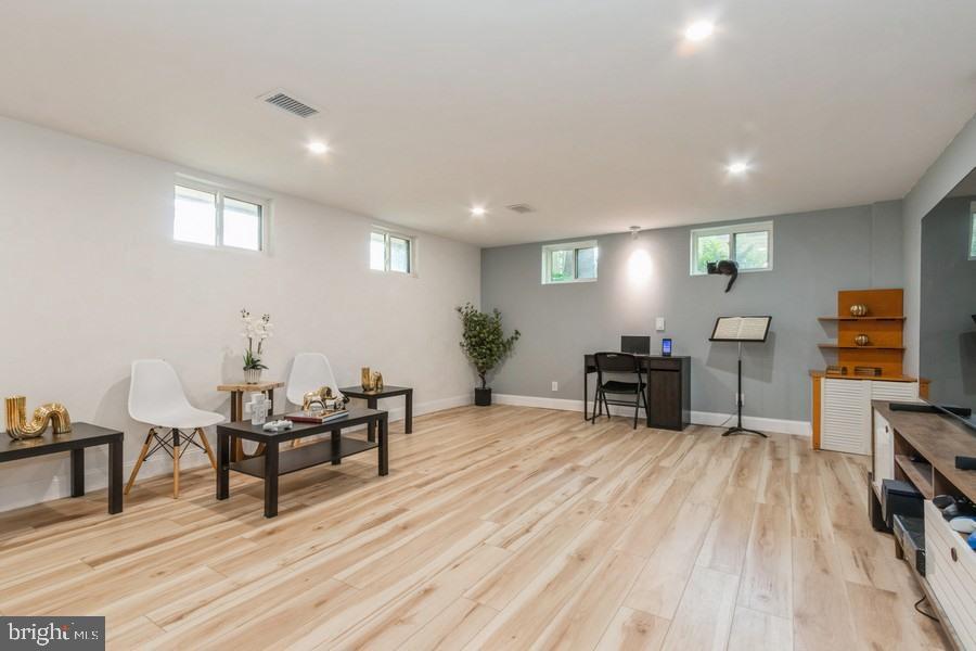 818 Johns Road Cherry Hill, NJ 08034 - Photo 22 of 29