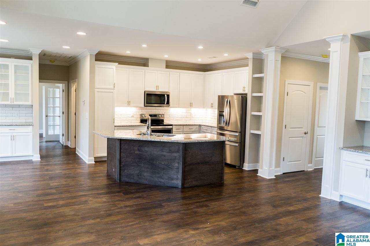 504 9th Street Clanton, AL 35045 - Photo 7 of 33