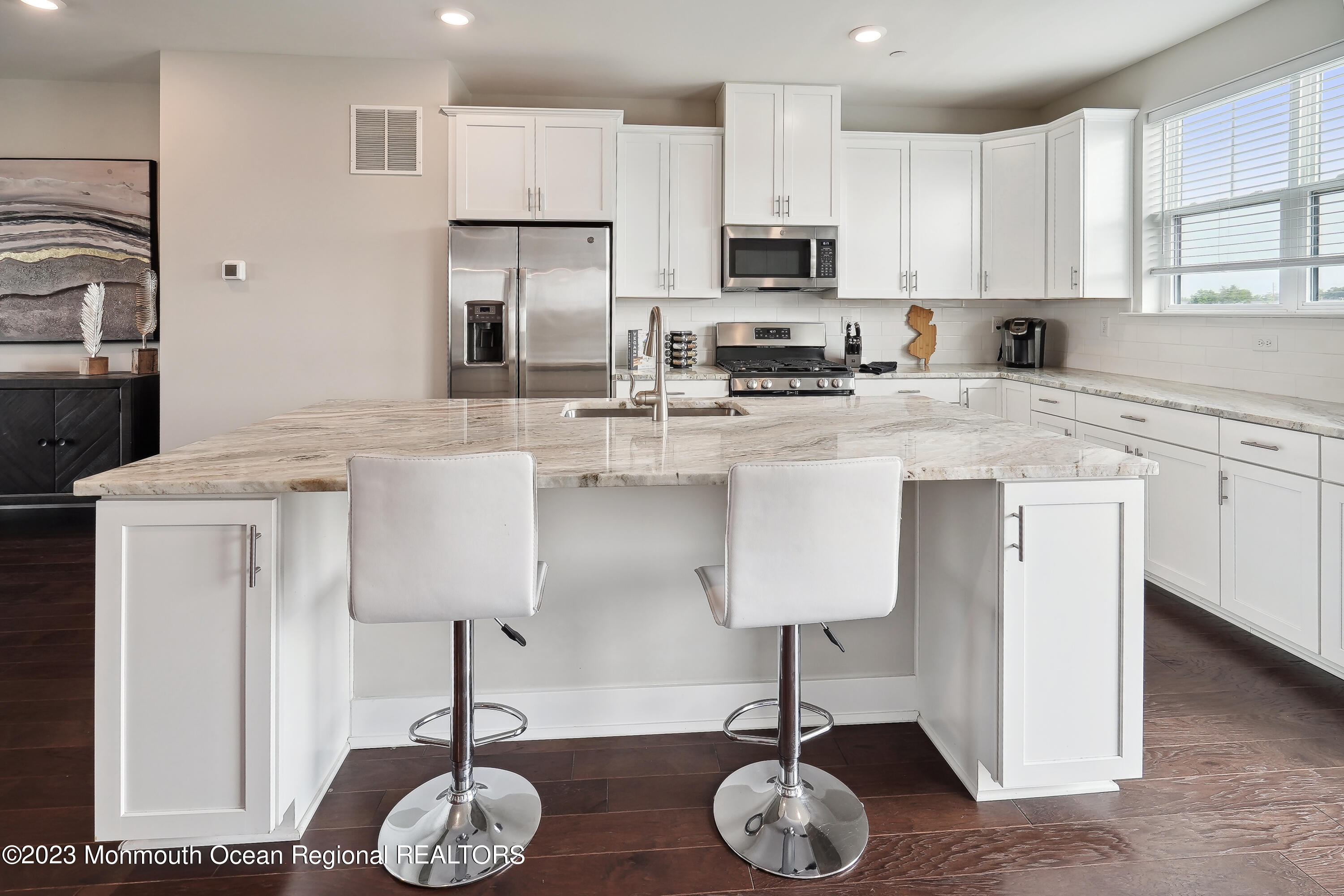 14 Kelly Way Tinton Falls, NJ 07724 - Photo 11 of 29 IMG_6887