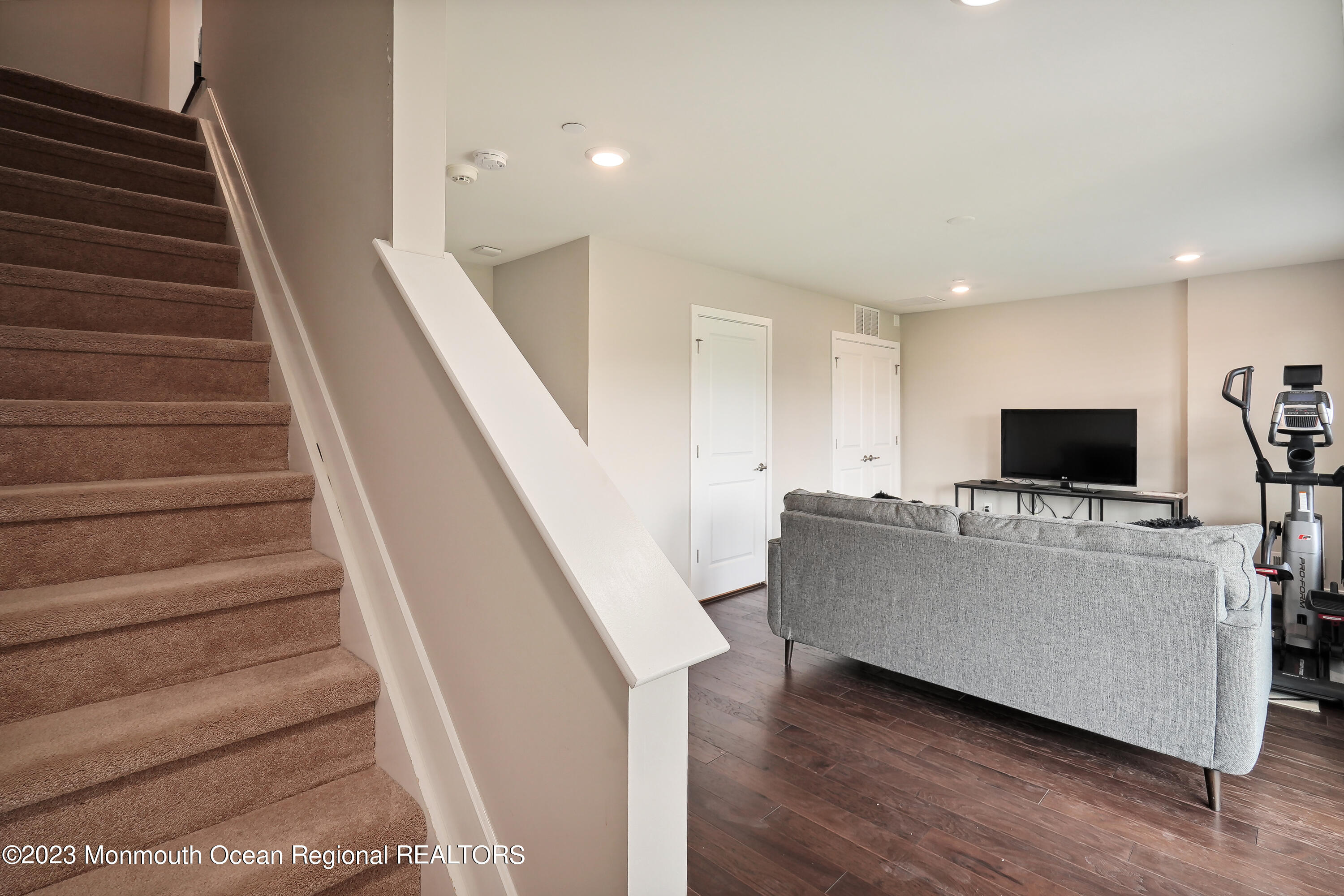 14 Kelly Way Tinton Falls, NJ 07724 - Photo 23 of 29 IMG_6882