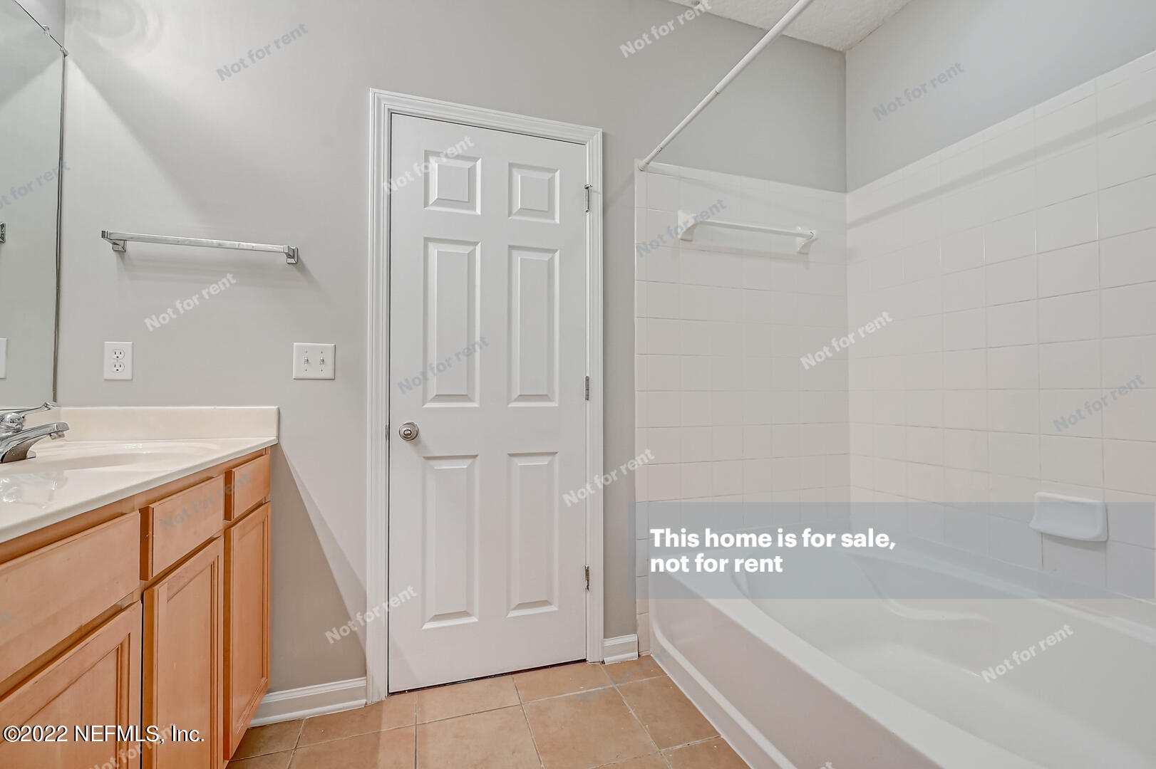 5663 Greenland Road, Unit 1801 Jacksonville, FL 32258 - Photo 20 of 26 a bathroom with a bathtub and a sink