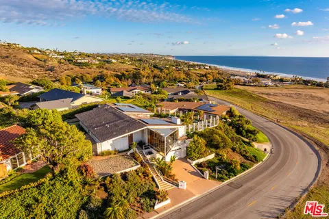 $3,988,000 | 6246 Trancas Canyon Road, Malibu, CA 90265