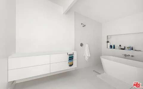 $3,988,000 | 6246 Trancas Canyon Road, Malibu, CA 90265