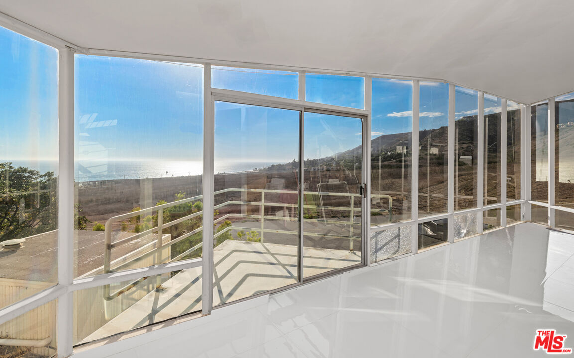 6246 Trancas Canyon Road Malibu, CA 90265 - Photo 6 of 23