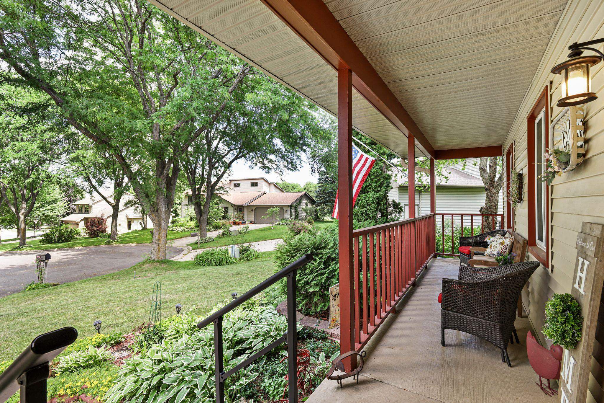 3702 Spring Hill Court Middleton, WI 53562 - Photo 5 of 51