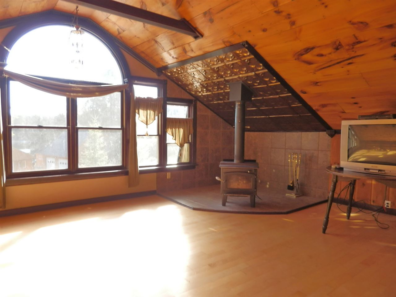 536 Forest Lake Road Bethlehem, NH 03574 - Photo 8 of 38