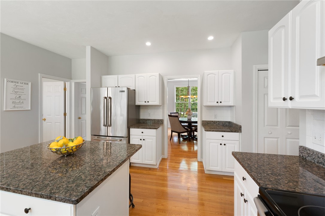 1875 Middle Road East Greenwich, RI 02818 - Photo 12 of 49