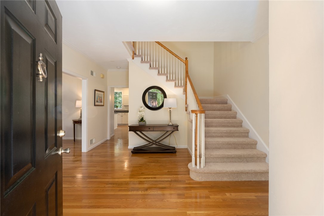 1875 Middle Road East Greenwich, RI 02818 - Photo 4 of 49