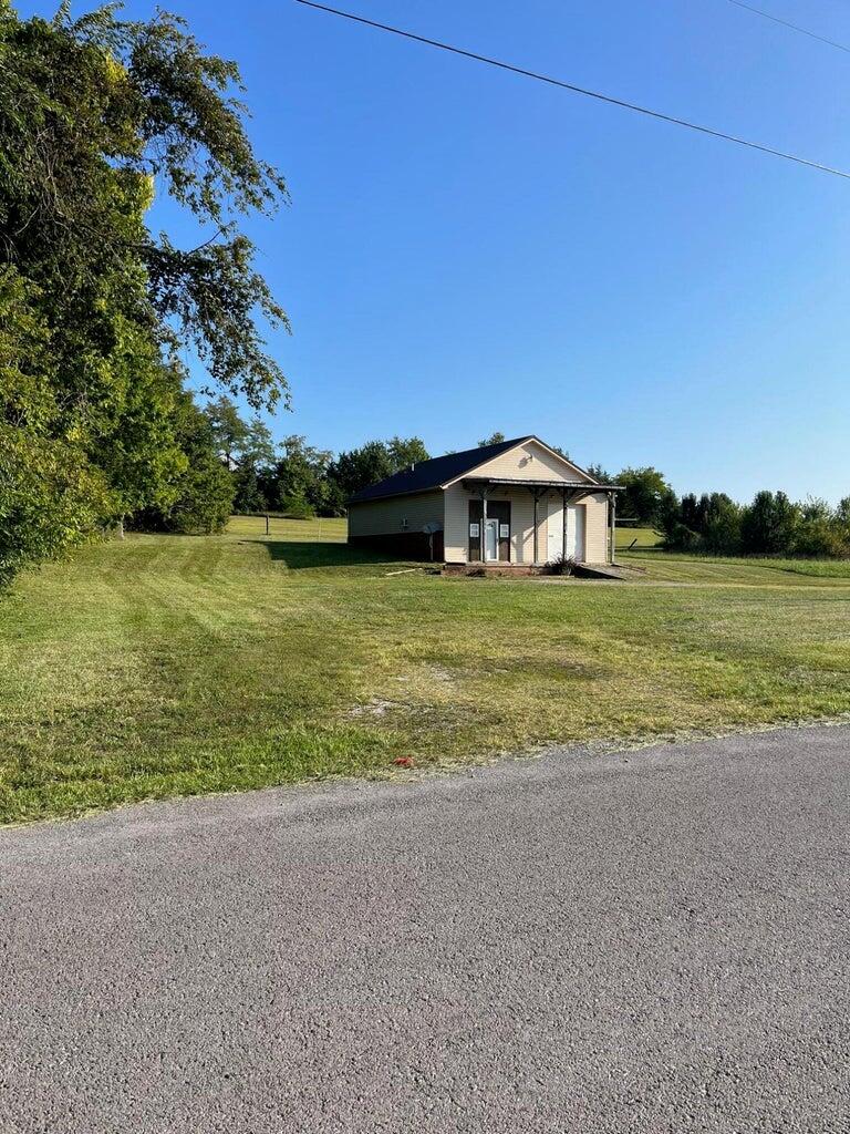 147 Fairground Road Stanford, KY 40484 - Photo 2 of 5 20230905234641255888000000-o