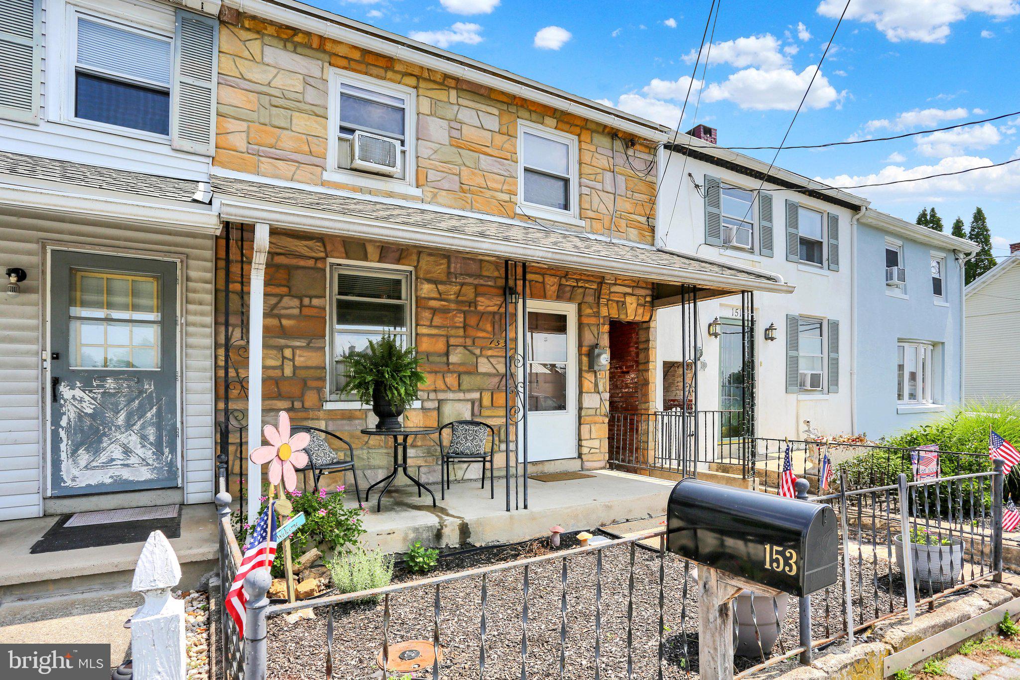 153 Spring Garden Street Leesport, PA 19533 - Photo 6 of 28 E26A1769