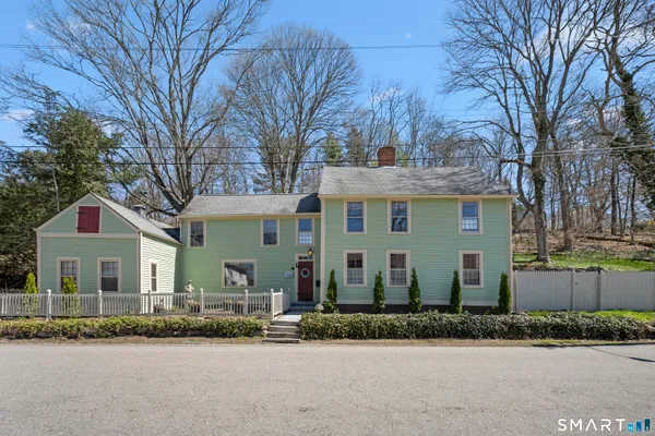 $450,000 | 371 Washington Street, Norwich, CT 06360